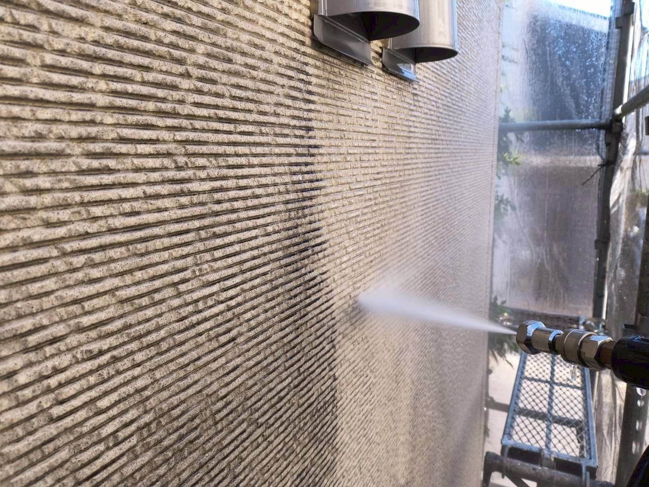 さいたま市緑区でサイディングの汚れを解消！超低汚染塗料リファイン1000MF-IRで美しさ長持ち